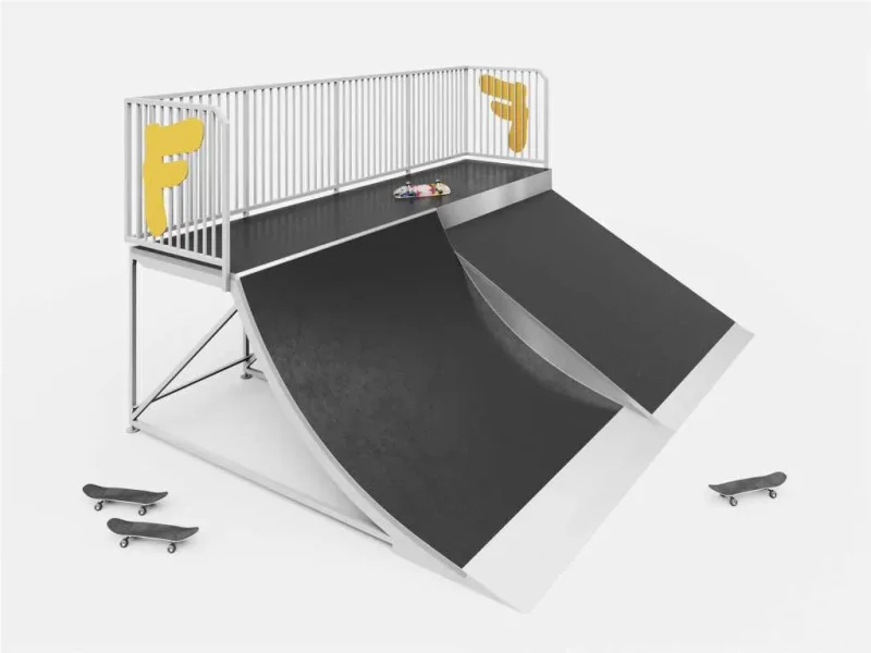 COMBI Quarter Pipe + Bank Hip