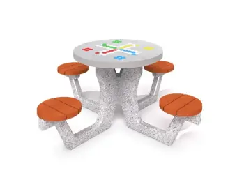 Sitzgruppe aus Beton - Ludospiel